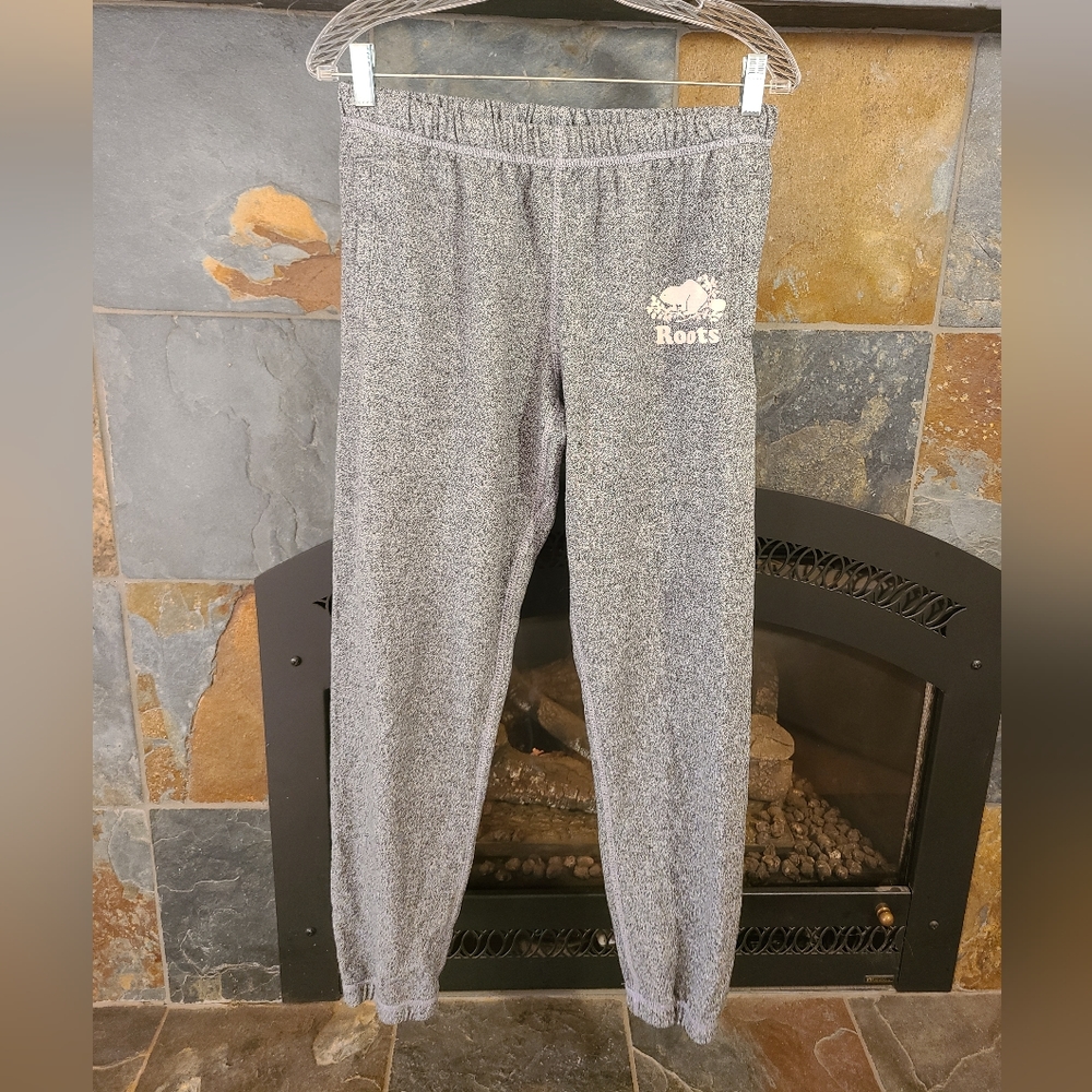 Roots Salt and Pepper Heathered Grey White Full Length High Rise Sweatpants Med